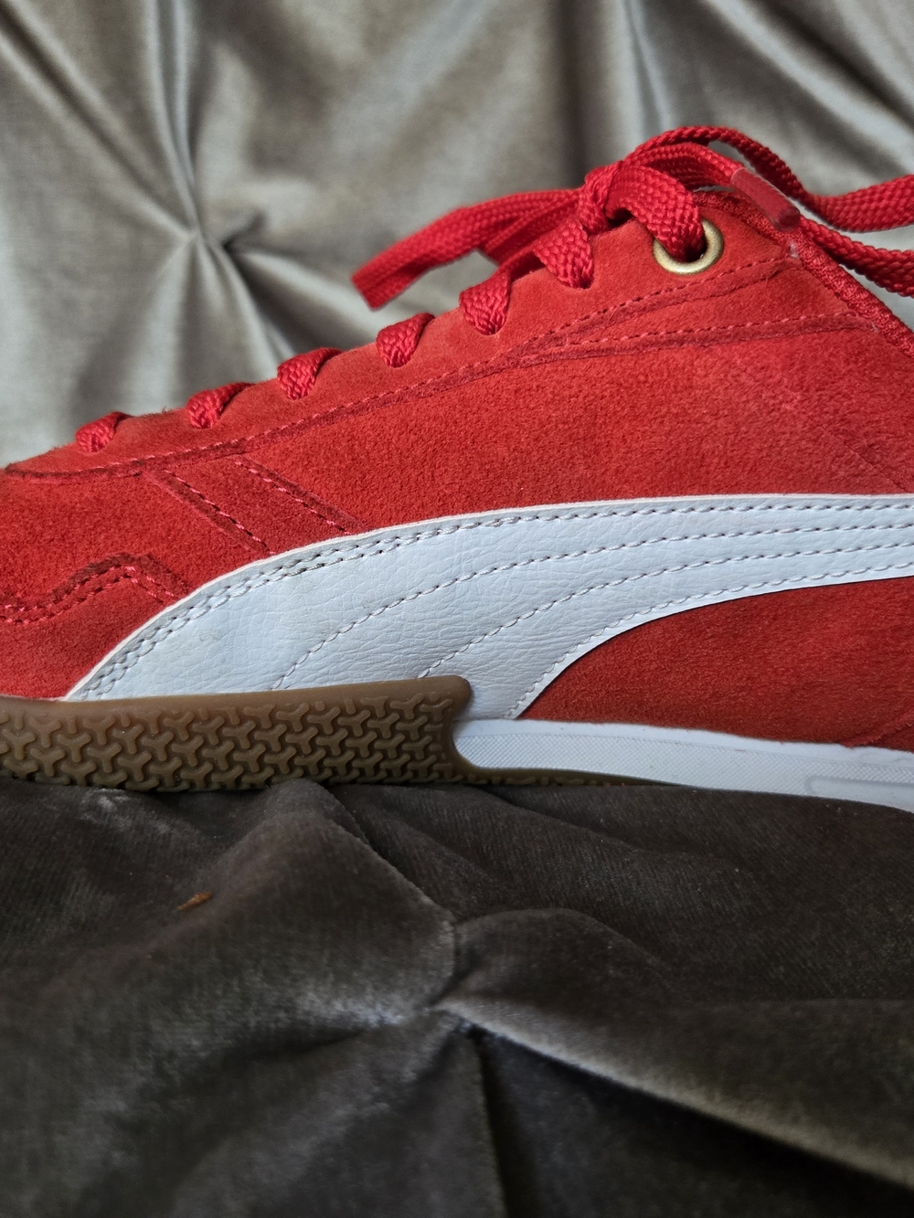PUMA Red Suede Sneakers with White Formstrip - Picture 5 of 9